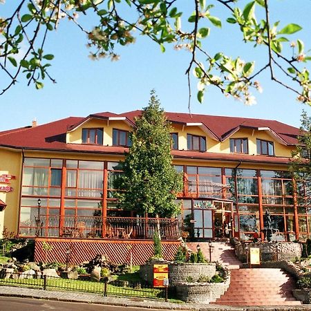 Hotel Club Ph Truskawiec Zewnętrze zdjęcie