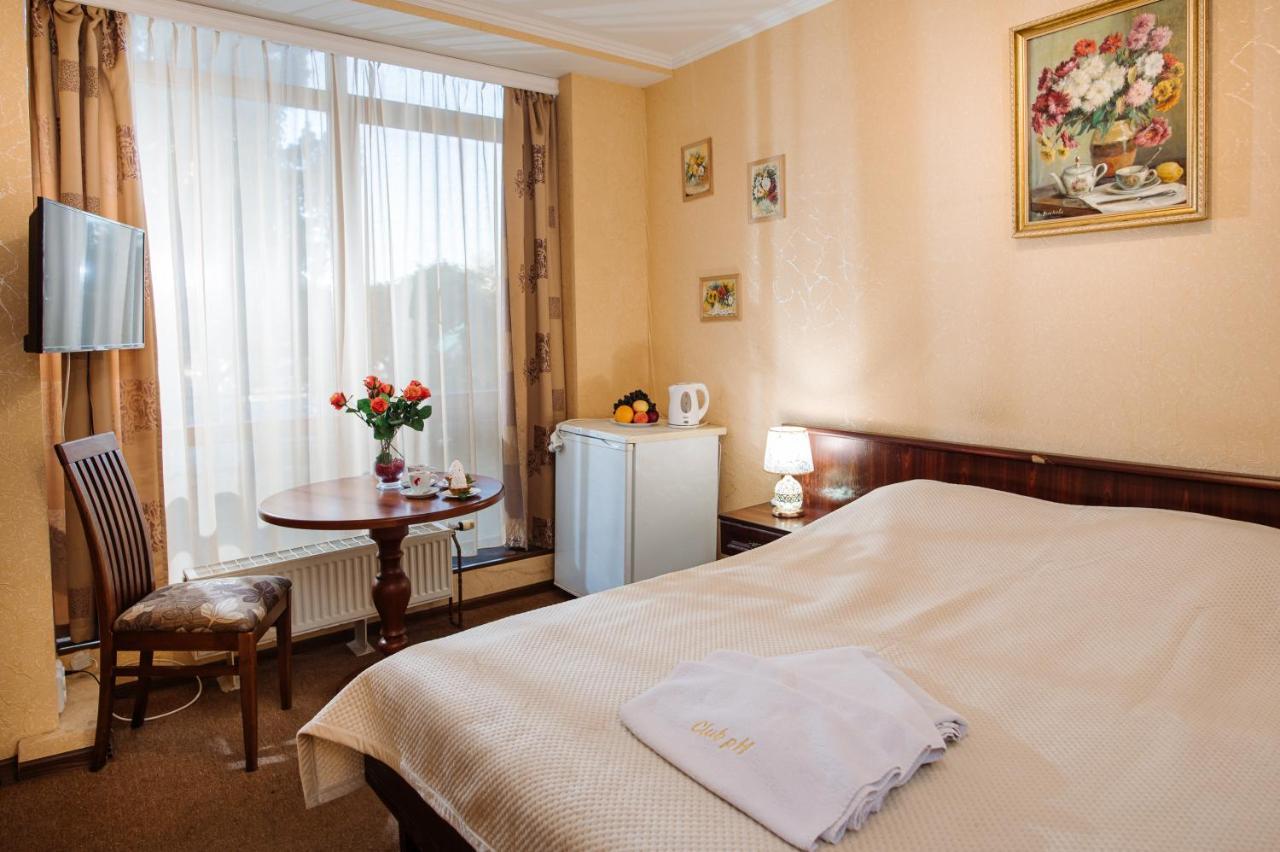 Hotel Club Ph Truskawiec Zewnętrze zdjęcie