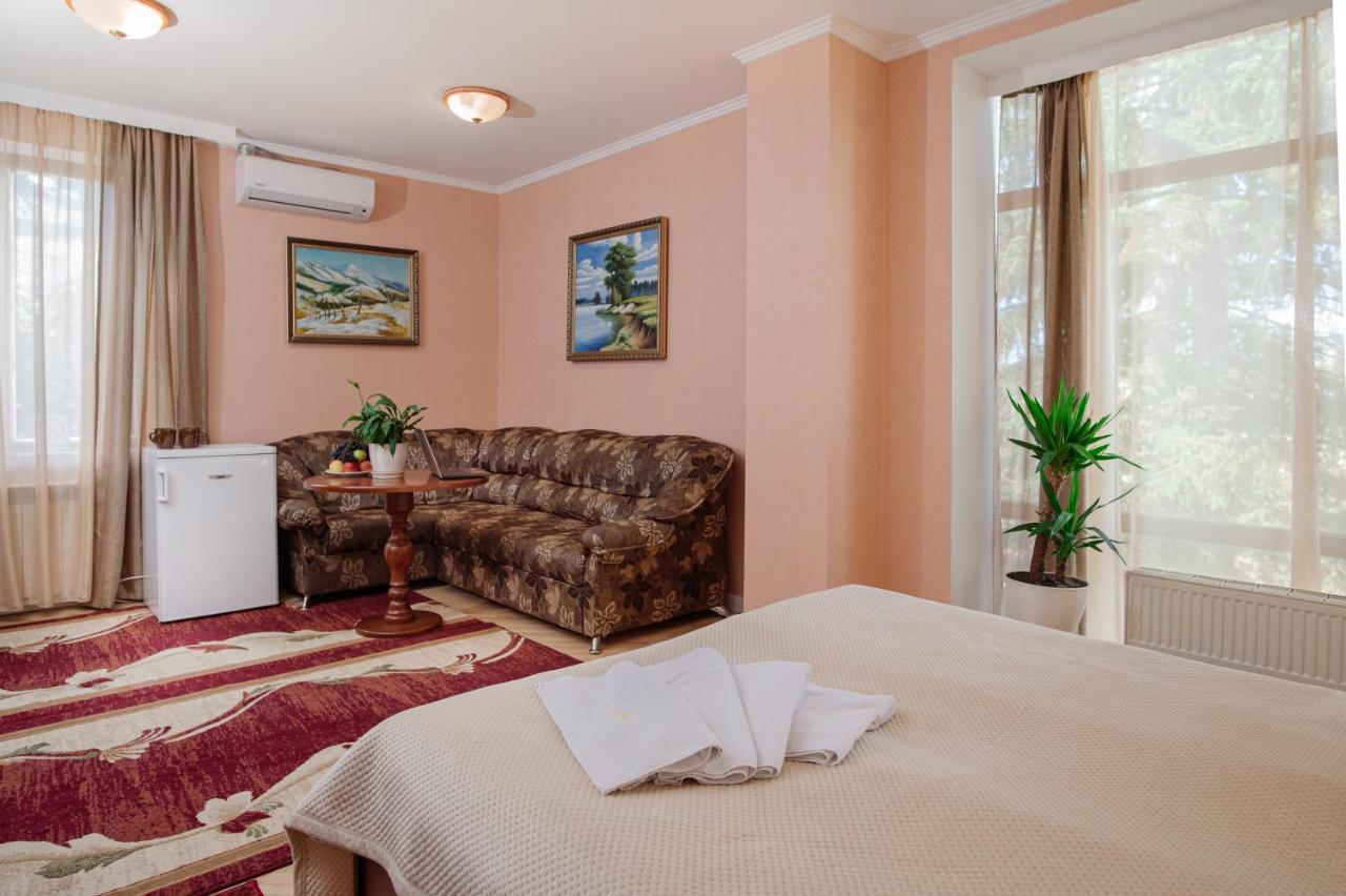 Hotel Club Ph Truskawiec Zewnętrze zdjęcie
