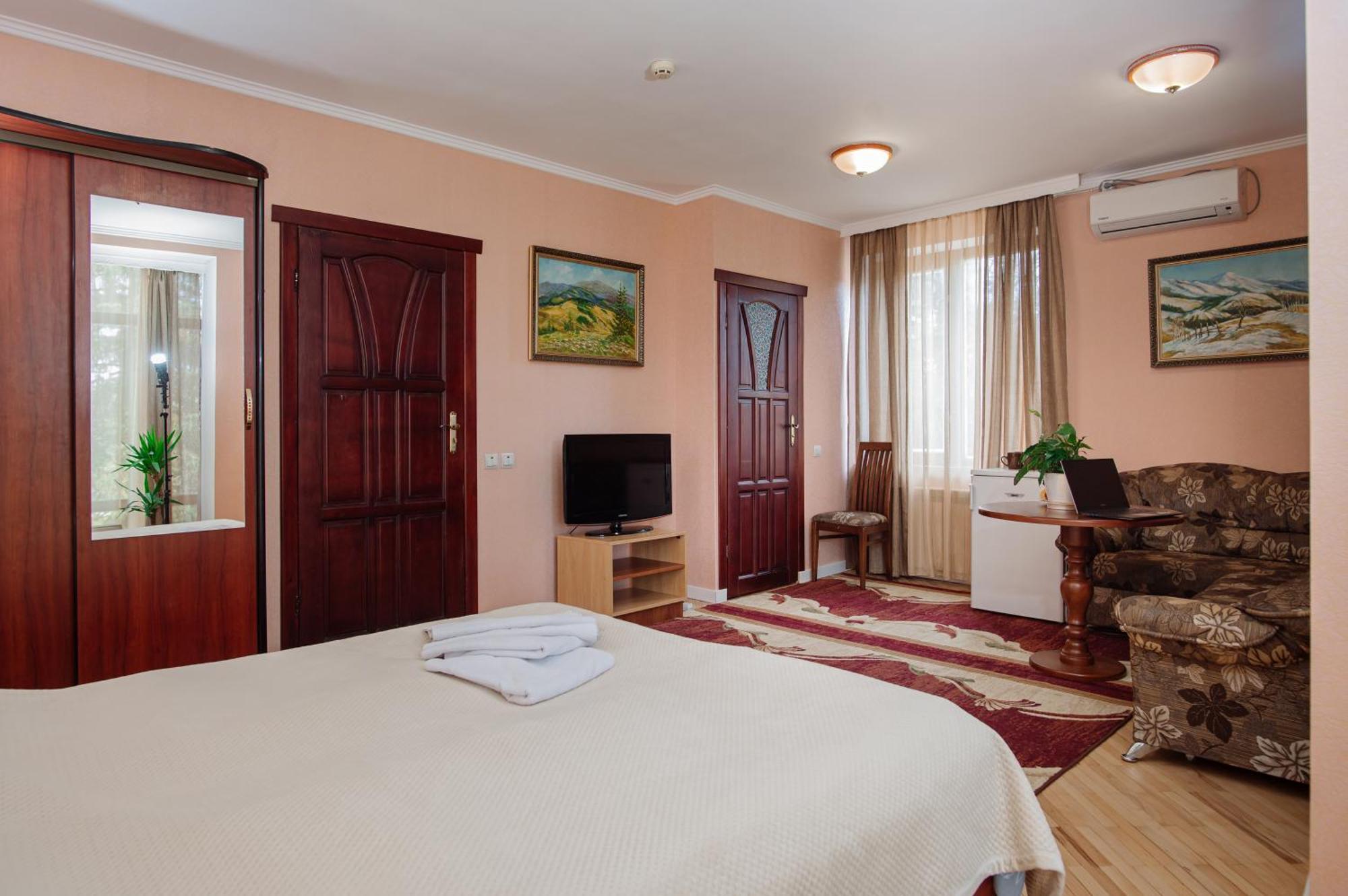Hotel Club Ph Truskawiec Zewnętrze zdjęcie